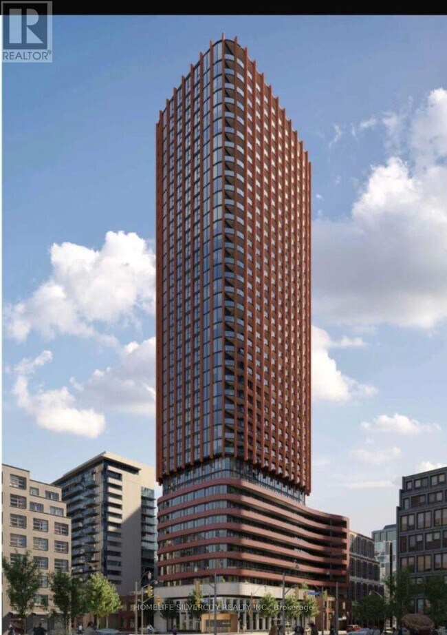 Building Photo - 180 Front St E