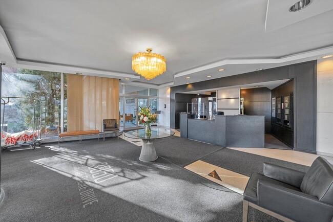 Building Photo - 3950 N Lake Shore Dr