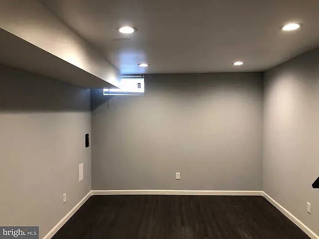 Foto del edificio - 5360 Morris St