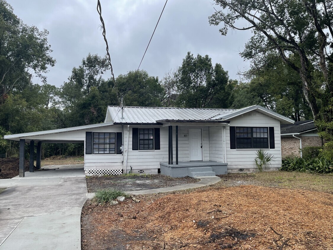 Foto principal - 5457 101st St