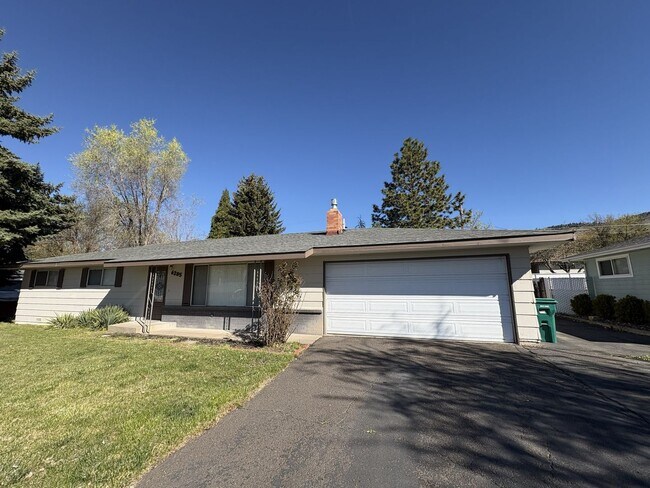 Foto del edificio - 3 Bedroom, 2 bath house