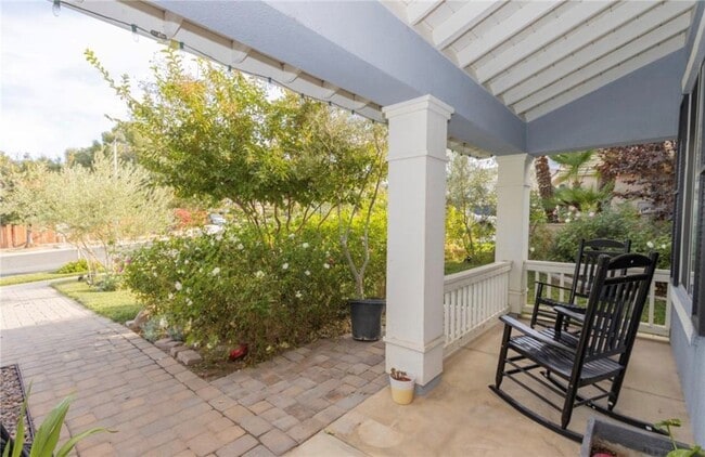 Foto del edificio - 3682 Grovedale St