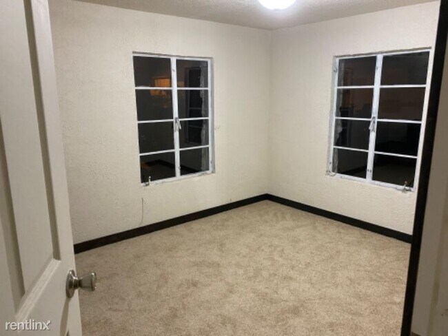Building Photo - 3 br, 1 bath House - 510 N Spiece Ave