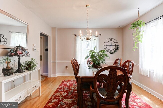 Building Photo - 242 N 29th St