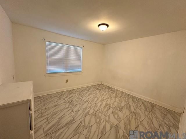 Foto del edificio - 7400 Magnolia Beach Rd