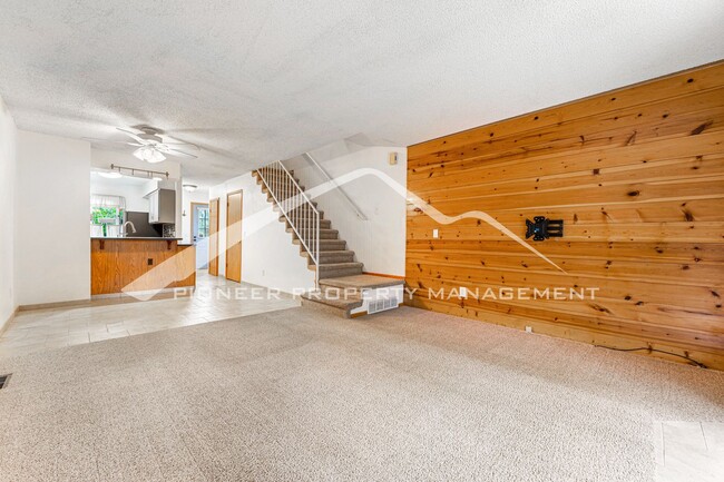 Building Photo - 9742 W Cornell Pl