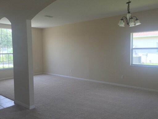 Building Photo - 2718 Star Grass Cir