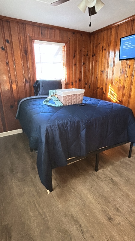 Foto del edificio - 1006 Hutchens Rd SE