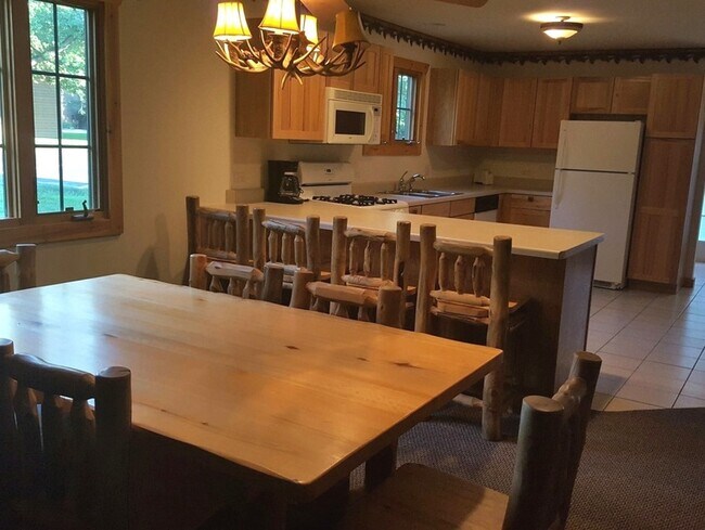 Foto del edificio - 2643 IL-178