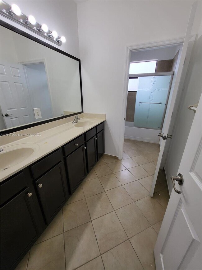 Foto del edificio - 11729 SW 236th St