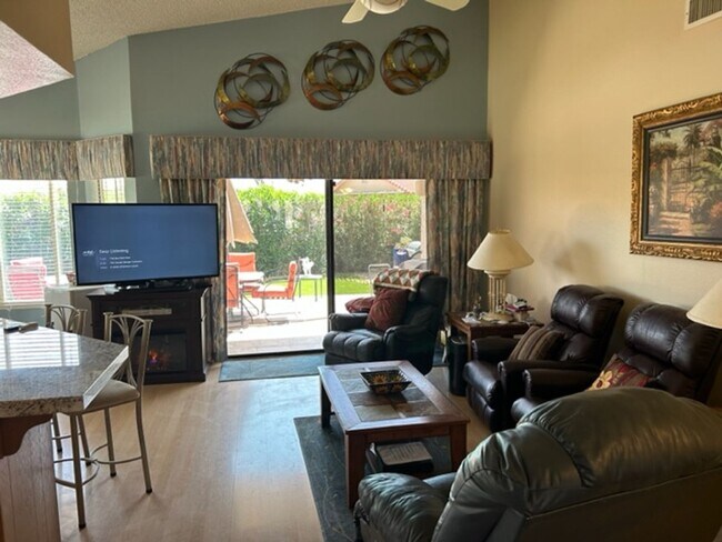 Building Photo - Sun Lakes Short term rental with Privat po...