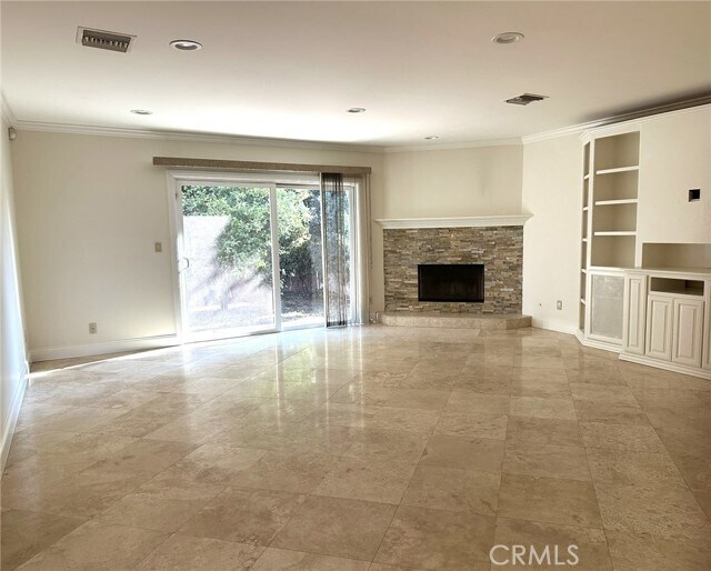 Foto del edificio - 16830 Wyandotte St