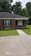 Building Photo - 1210 Beaver Creek Dr