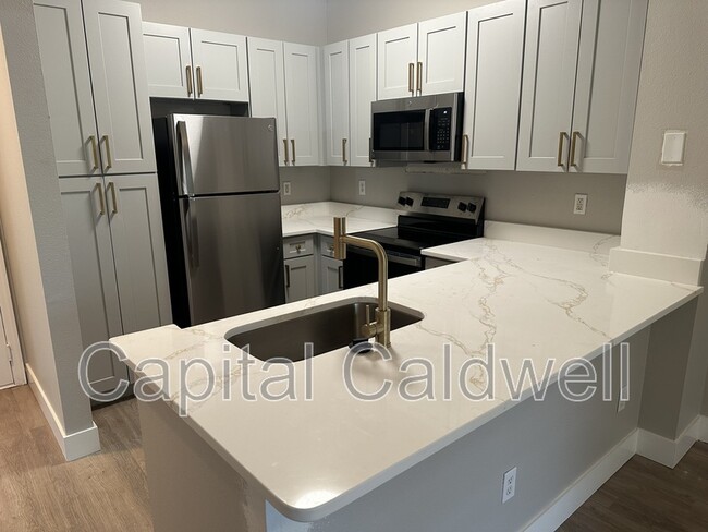 Photo - 1910 E Palm Ave Apartment