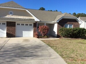 Building Photo - 216 Kestrel Ct
