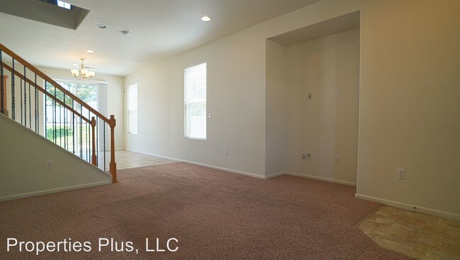 Building Photo - 4 br, 2.5 bath House - 5564 Malaya St