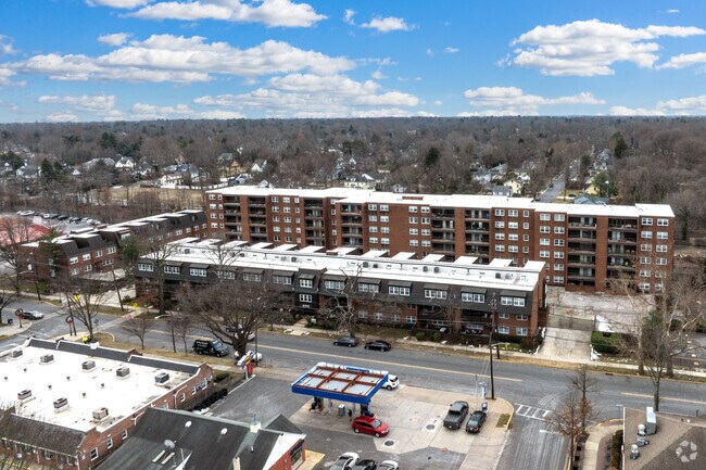Foto aérea - Haddonfield Commons Condominiums