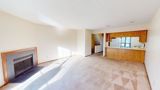 Foto del edificio - 5929 Shadow Lake Cir