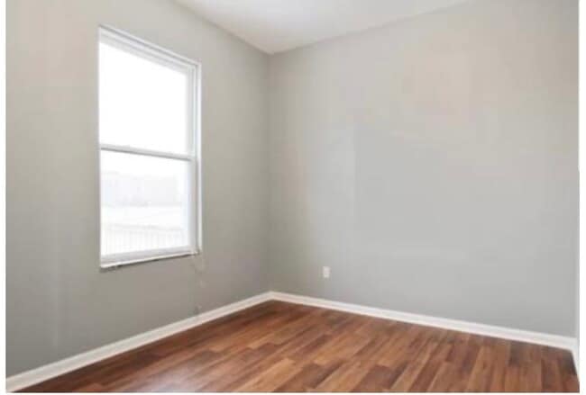 Building Photo - 6411 S Evans Ave