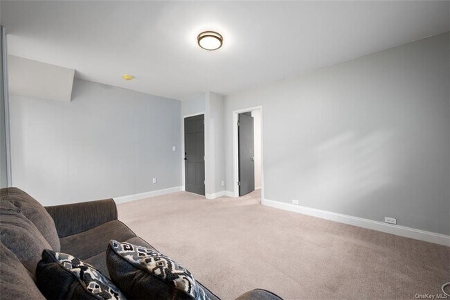 Foto del edificio - 208 N 8th Ave