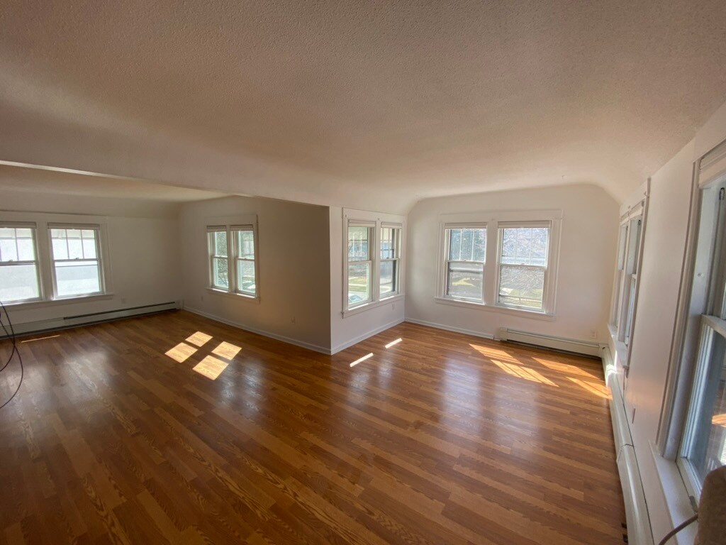 Foto principal - 4203 Pleasant Ave