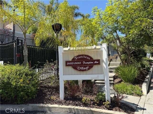 Foto del edificio - 26045 Frampton Ave