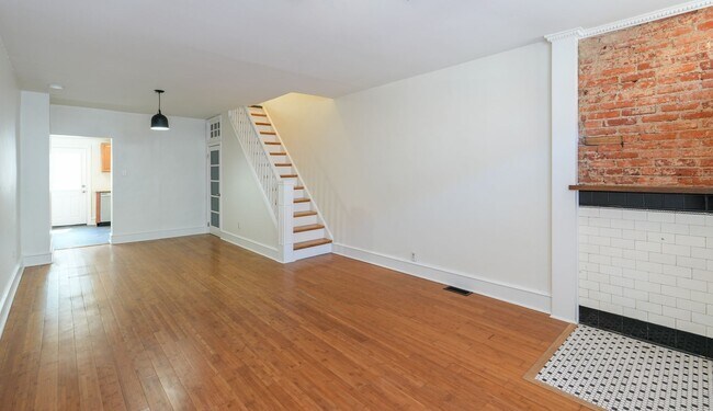 Foto del edificio - Charming 2BR in the Heart of East Passyunk — Steps to Philly's Best Dining!