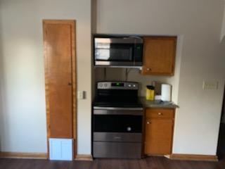 Kitchen - 4411 W Howie Pl