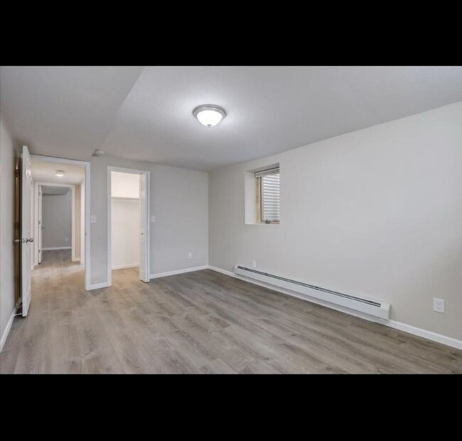 Foto del edificio - 4253 James Ave N