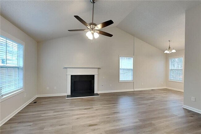 Foto del edificio - 181 Beckett Dr