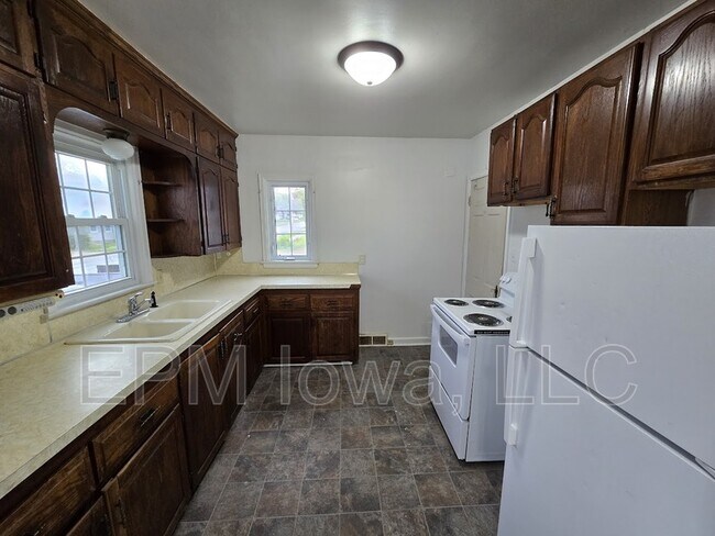 Foto del edificio - 1524 Williston Ave