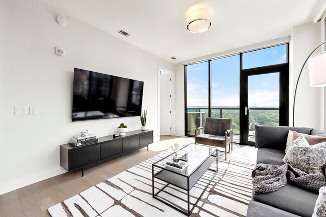 Foto del edificio - 1400 W Peachtree St NE