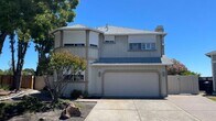 Foto principal - Martinez Beautiful 4 bedroom 3 bath home! ...