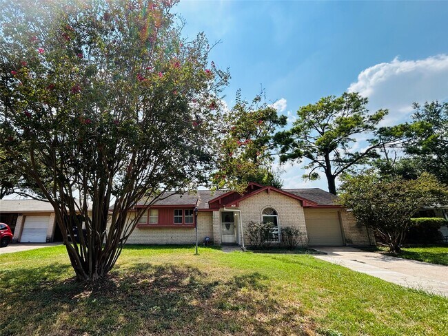 Foto del edificio - 7619 Vernwood St
