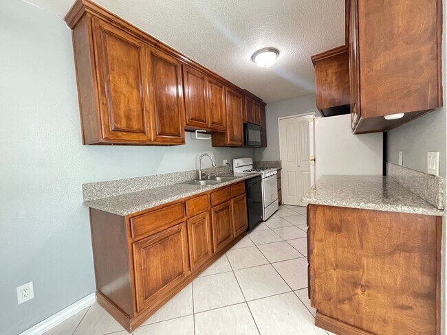 Foto del edificio - Spacious 2 Bed/ 1 Bath For Rent in Otay Mesa West Avail NOW!