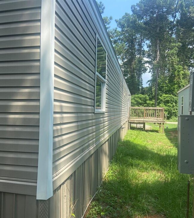 Foto del edificio - 16816 Crestmont St