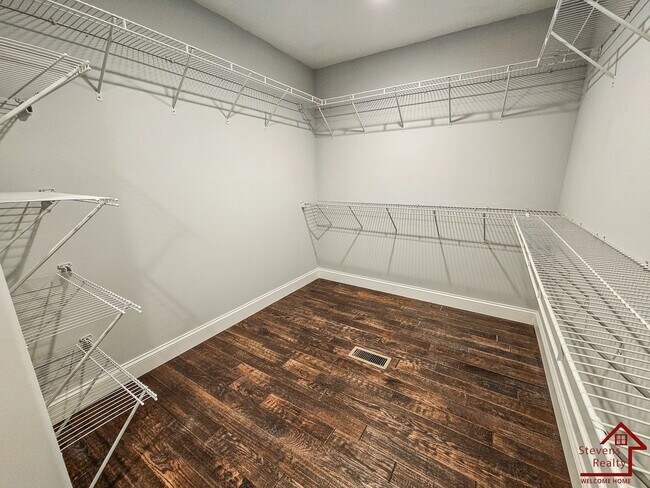 Foto del edificio - 314 S Walnut Ave