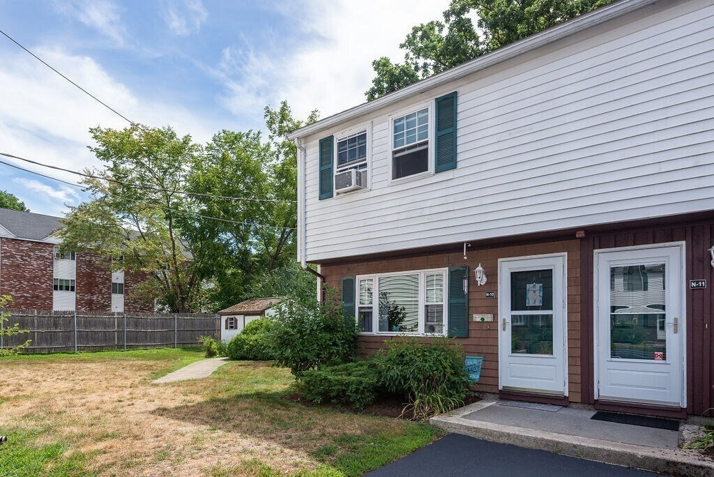 10 Regent St, North Attleborough, MA 02760 Townhome Rentals in North