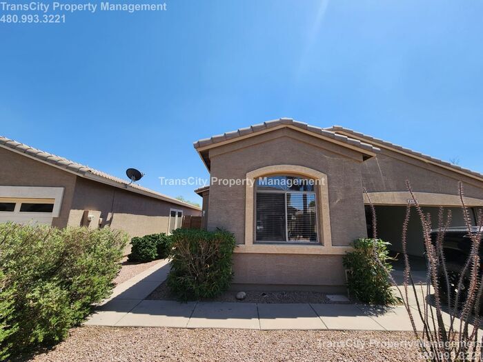 Primary Photo - Mesa Home for rent - 3 bed 2 bath - Southe...