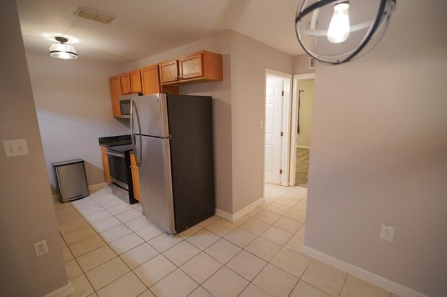 Building Photo - 2740 W Tharpe St