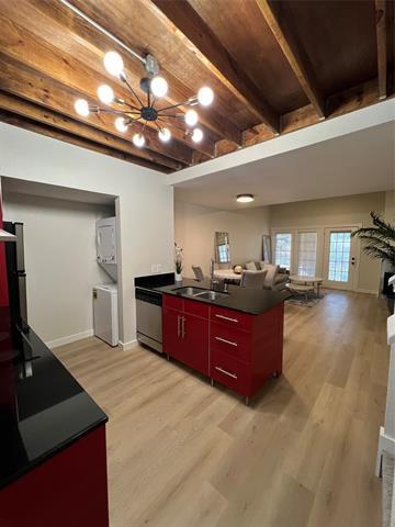 Foto del edificio - 13211 Emily Rd