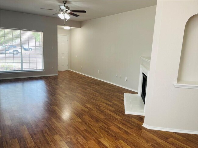 Building Photo - 3114 Port Anne Way