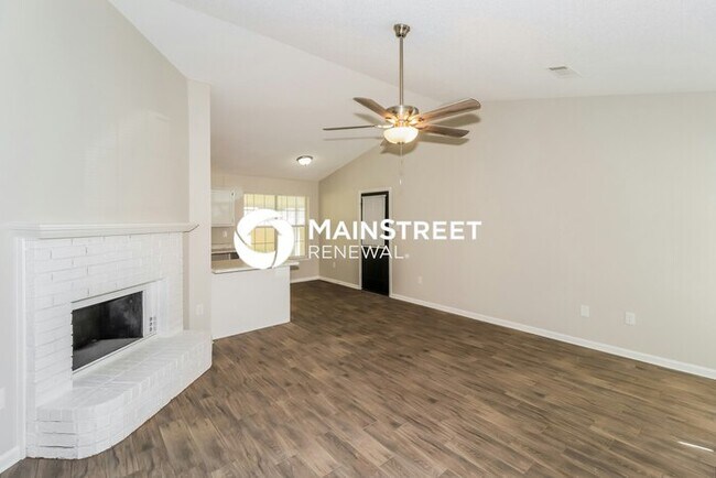Foto del edificio - 3 Bedroom Pet-Friendly Home in Millington, TN with Main Street Renewal