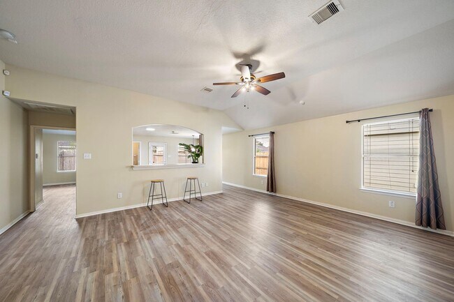 Building Photo - 6523 Wellington Meadows Dr