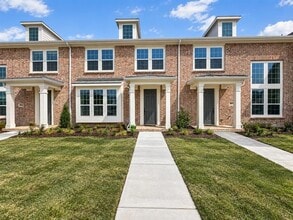 Building Photo - 8980 Samara St