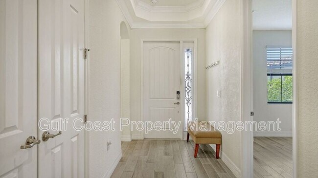 Foto del edificio - 16516 Hillside Cir