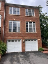 Building Photo - 9910 Cyrandall Pl