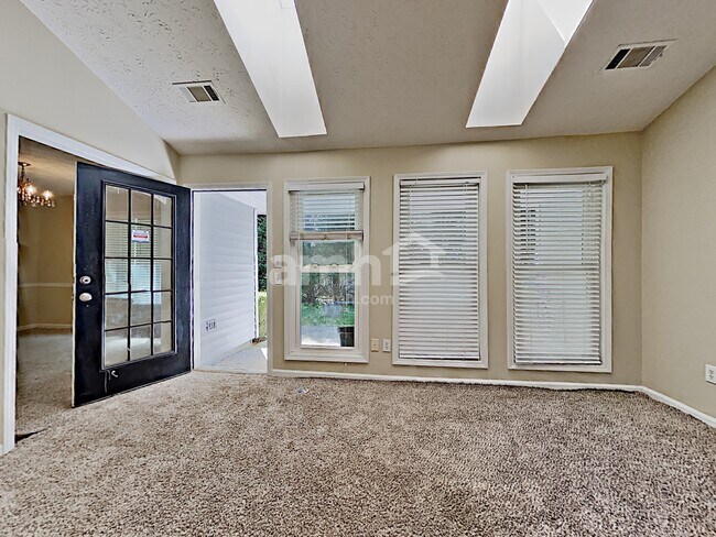 Foto del edificio - 2873 Avalon Meadows Ct