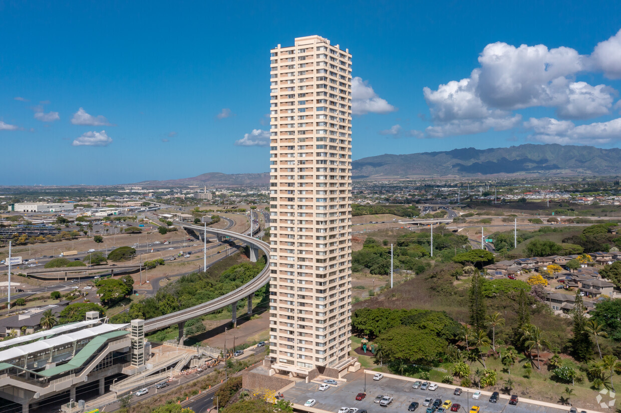 Primary Photo - Century Park Plaza Tower A