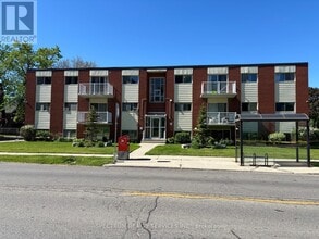 Building Photo - 357 Connaught St